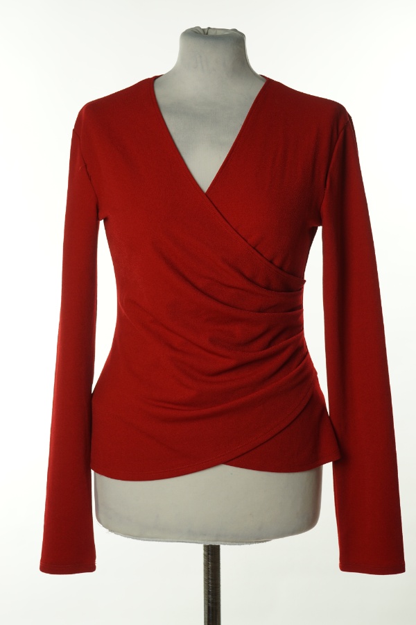 Bluzka czerwona z dekoldem V - NLY ONE zdjęcie 1