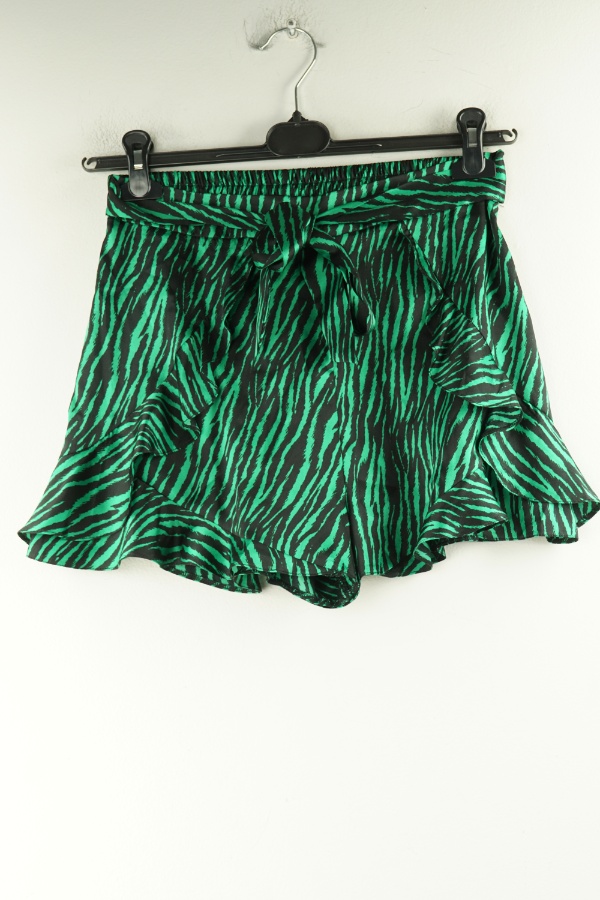 Krótkie spodenki materiałowe satynowe czarno-zielone - RIVER ISLAND zdjęcie 1