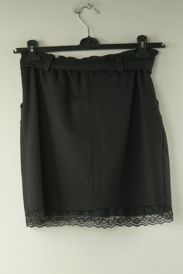 Spódnica czarna z koronką - NEW COLLECTION zdjęcie 2