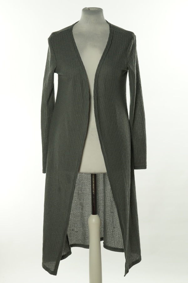 Narzutka szara - BRAK METKI Z NAZWĄ PRODUCENTA zdjęcie 1