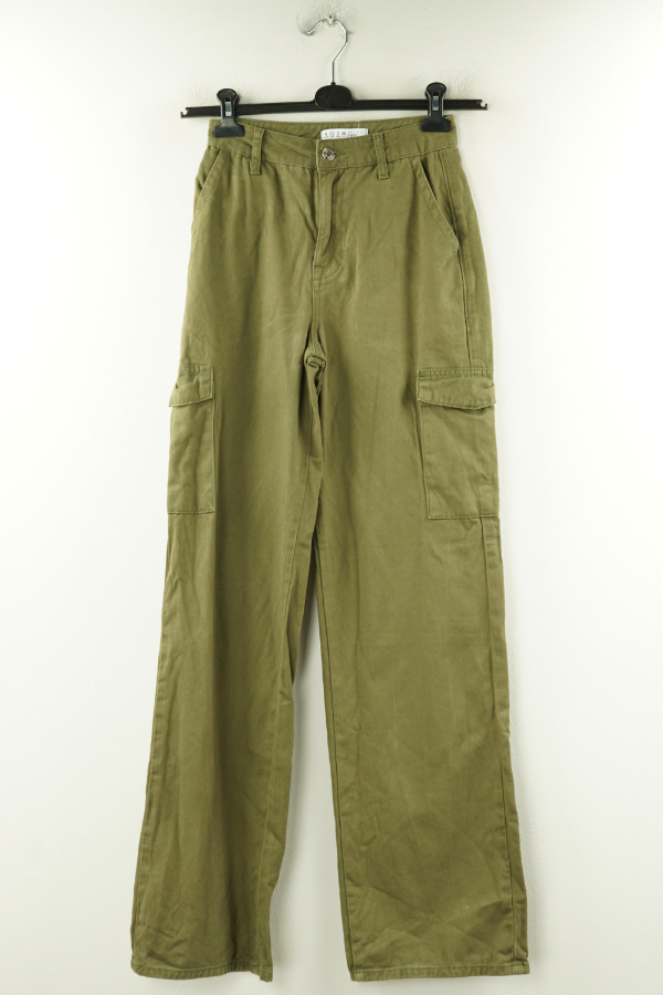 Spodnie jeansowe zielone z dużymi kieszeniami - PRIMARK zdjęcie 1