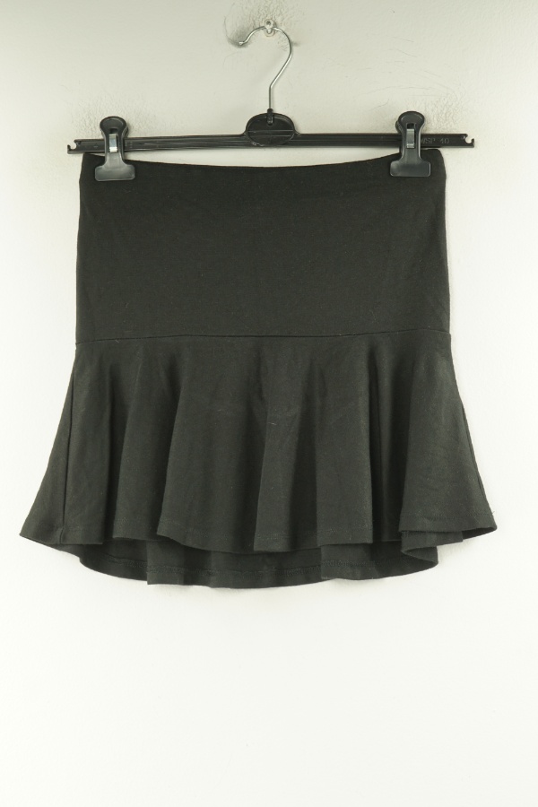 Spódnica materiałowa czarna krótka - GINA TRICOT zdjęcie 1