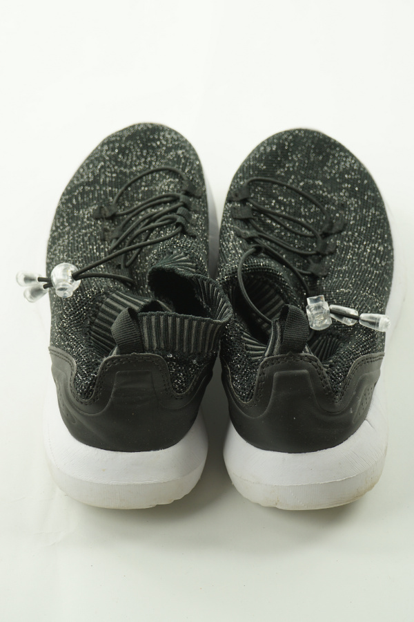 Buty sportowe czarne ze srebrna nitką - YOURS zdjęcie 3