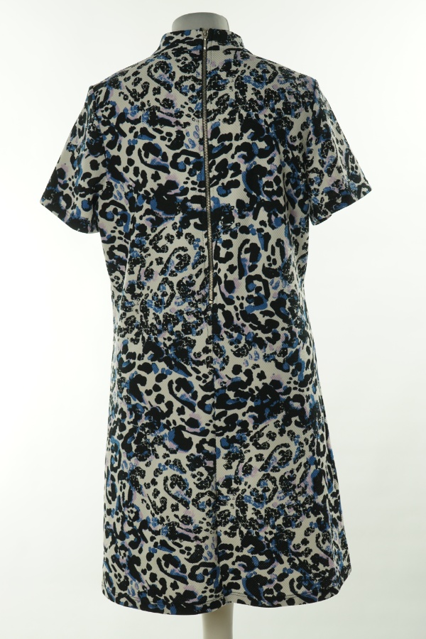 Sukienka biała w czarne cętki - V BY VERY zdjęcie 2