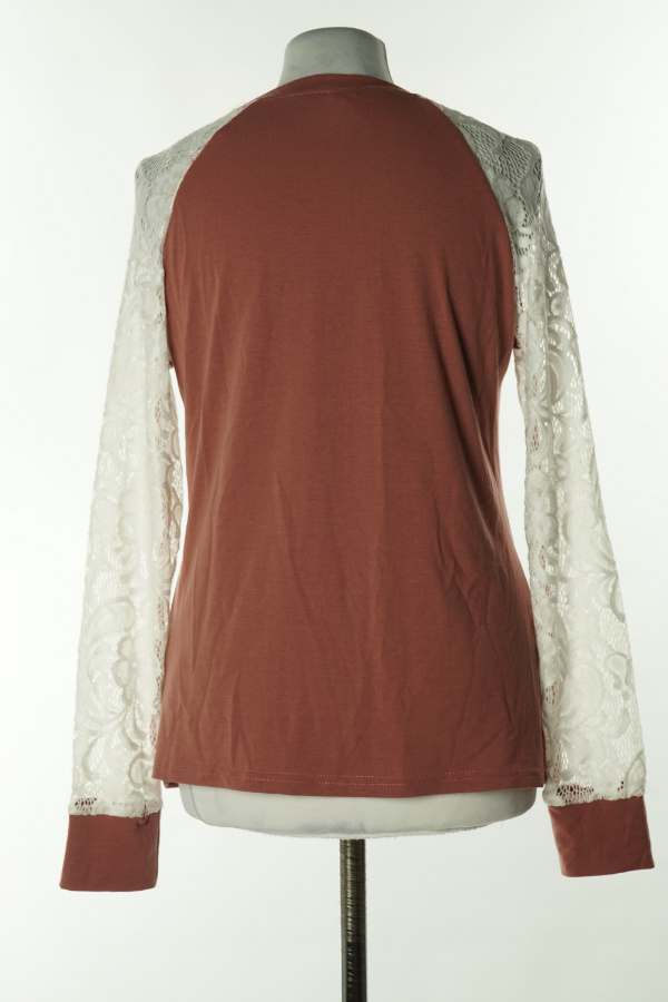 Bluzka brudny róż z białymi ażurowymi rękawami - SHEIN zdjęcie 2