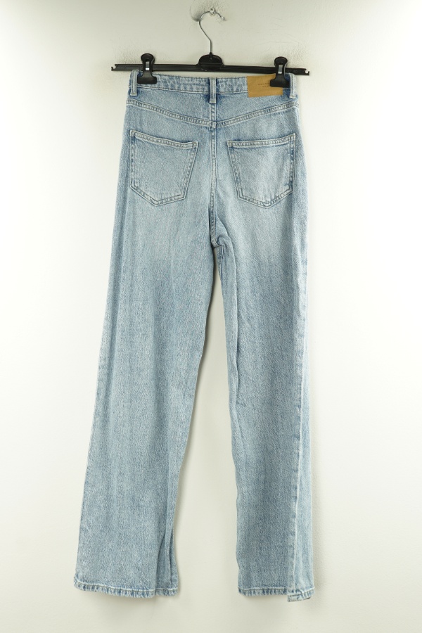 Spodnie jasnoniebieskie z wysokim stanem - VERO MODA zdjęcie 2