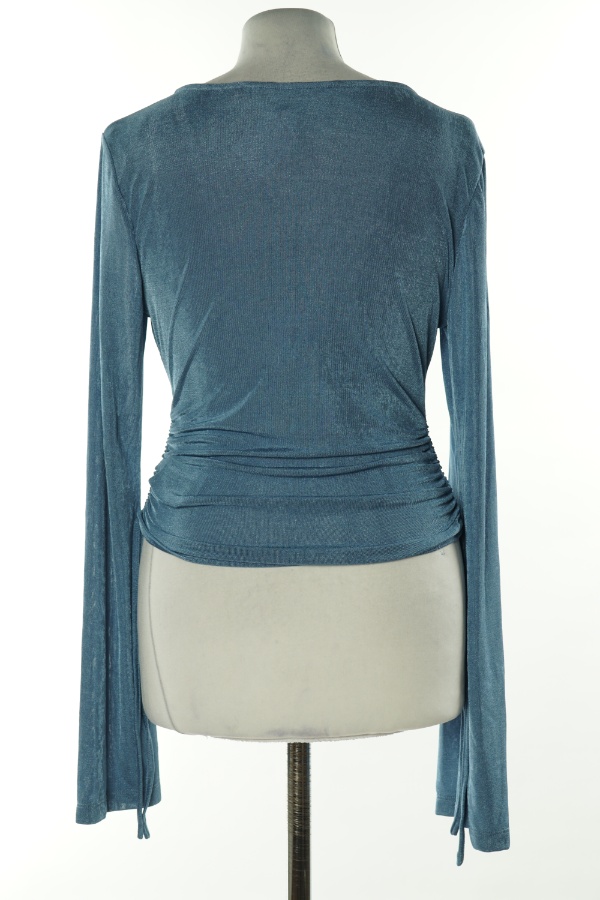 Bluzka niebieska drapowana połyskująca - VERO MODA zdjęcie 2