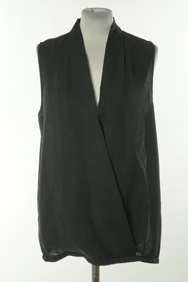 Bluzka czarna na grubych ramiączkach - AMISU zdjęcie 1