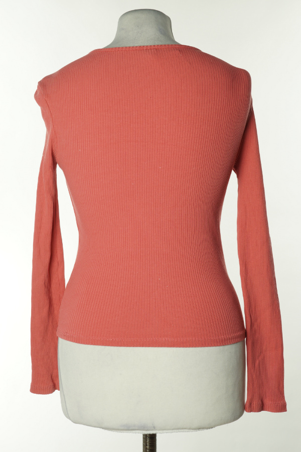 Bluzka różowa prążkowana z wycięciem - GINATRICOT zdjęcie 2