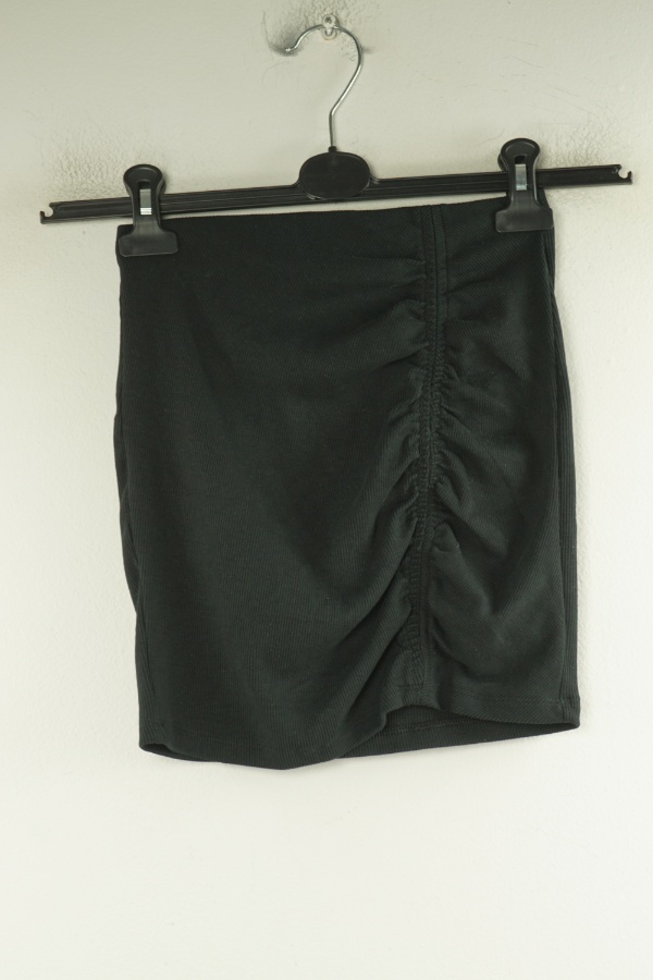 Spódnica czarna drapowana, ZARA - ZARA zdjęcie 1