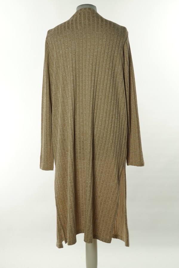 Narzutka beżowa sweterkowa prążkowana - NUTMEG zdjęcie 2