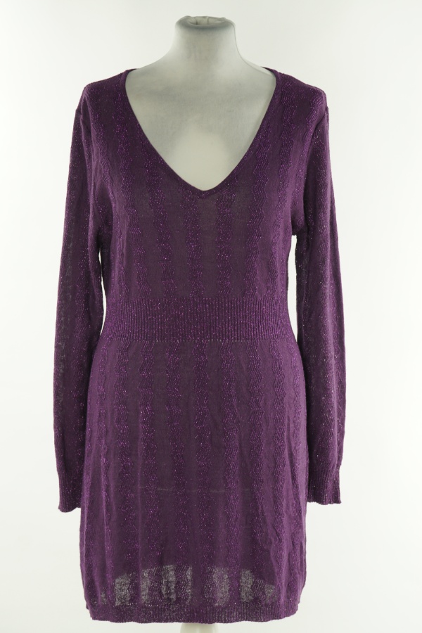 Sukienka fioletowa sweterkowa z błyszczącą nitką - BRAK METKI Z NAZWĄ PRODUCENTA zdjęcie 1