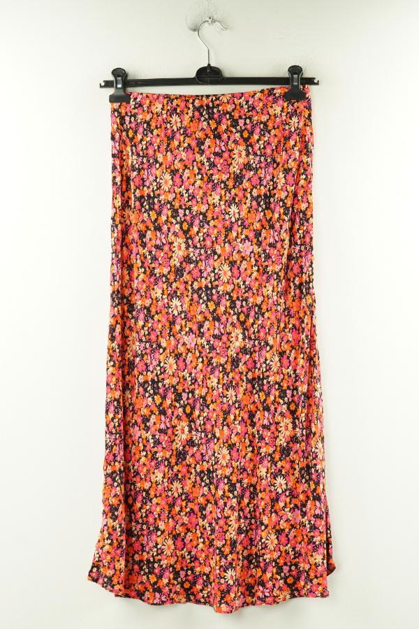 Spódnica czarna w kolorowe kwiaty - NEW LOOK zdjęcie 2