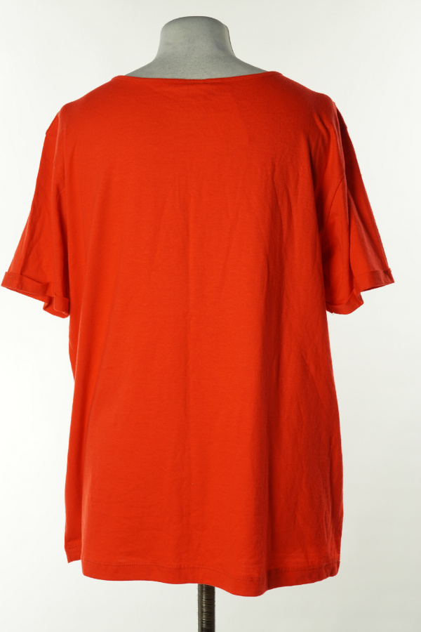 Koszulka czerwona z ozdobnymi guzikami - BLENDSHE zdjęcie 2