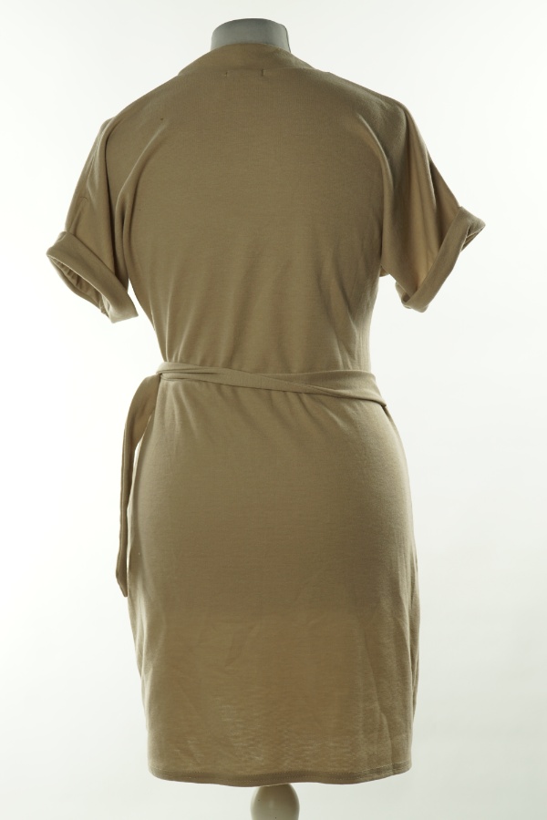 Sukienka beżowa wiązana - BOOHOO zdjęcie 2