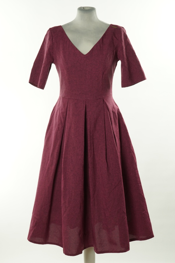 Sukienka fioletowa rozkloszowana - A&A zdjęcie 1