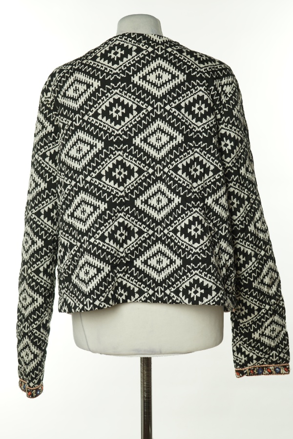 Narzutka biało-czarna wzorzysta - PRIMARK zdjęcie 2