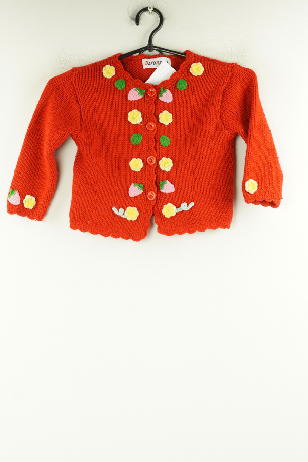 Sweter czerwony z elementami 3D, w składzie wełna (30%) - DAYDREAM zdjęcie 1