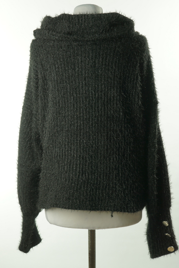 Sweter czarny z błyszczącą nitką - BRAK METKI Z NAZWĄ PRODUCENTA zdjęcie 2