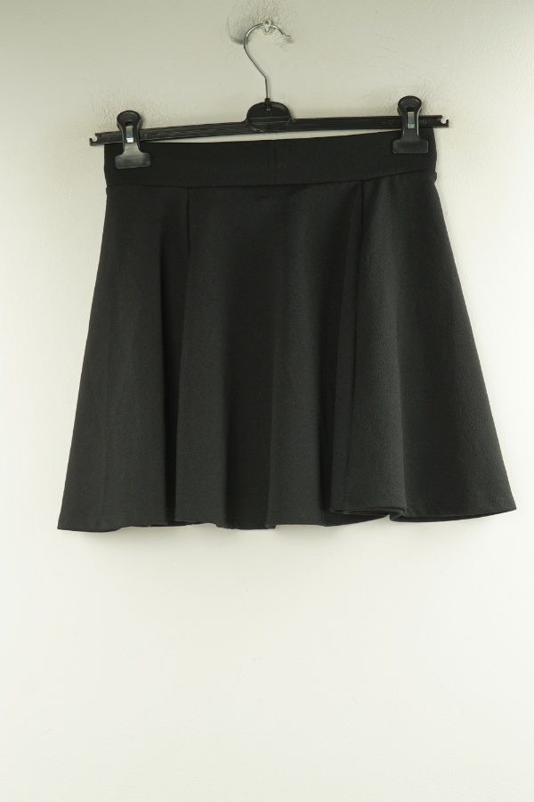 Spódnica czarna rozkloszowana - NEW LOOK zdjęcie 2