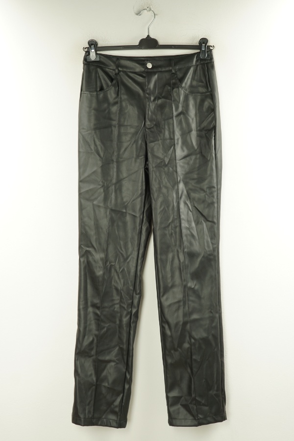 Spodnie czarne ekoskóra - PRETTYLITTLETHING zdjęcie 1