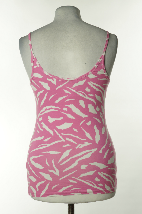 Koszulka różowa w białe wzory - TU zdjęcie 2