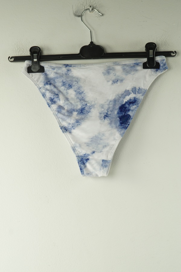 Dół od bikini biało-niebieski cieniowany - MISSGUIDED zdjęcie 2