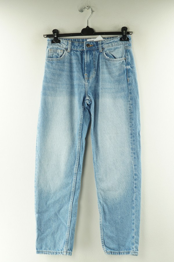 Spodnie niebieskie jeansowe z przetarciami - BERSHKA zdjęcie 1
