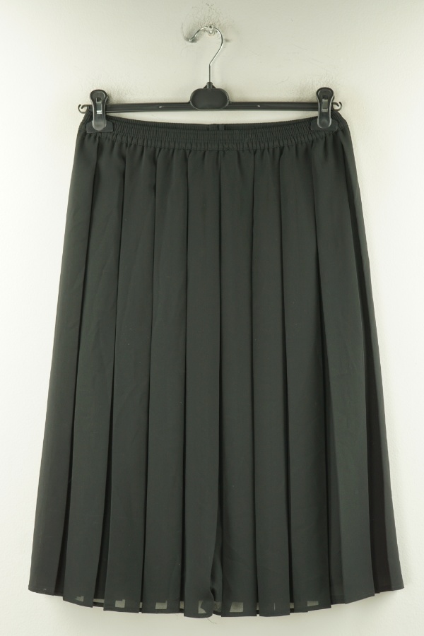 Spódnica czarna lekko plisowana - M&S zdjęcie 1