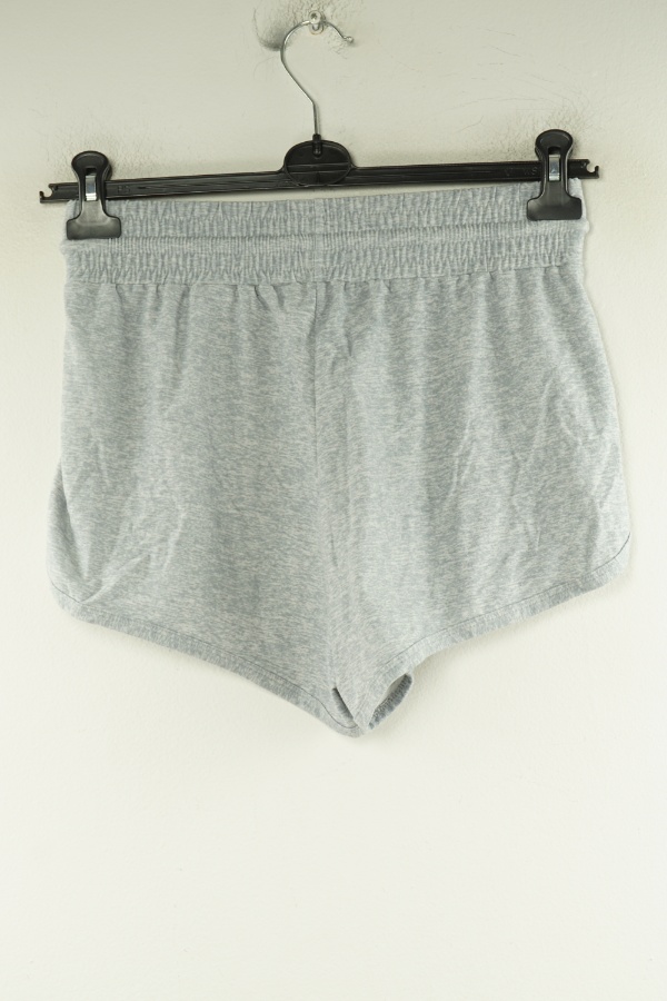 Krótkie spodenki dresowe szare - BLUENOTES zdjęcie 2