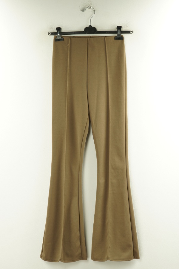 Spodnie brązowe dzwony - PREETY LITTLE THING zdjęcie 1