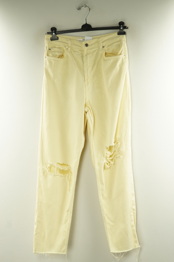 Spodnie żółte pastelowe z dziurami - STRADIVARIUS zdjęcie 1