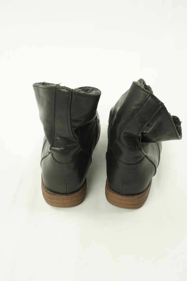 Botki czarne - CLAUDIA GHIZZANI zdjęcie 3