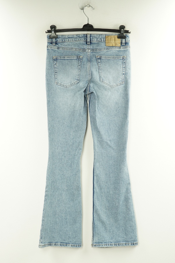 Spodnie jasnoniebieskie jeansowe z niskim stanem - LAGER 157 zdjęcie 2