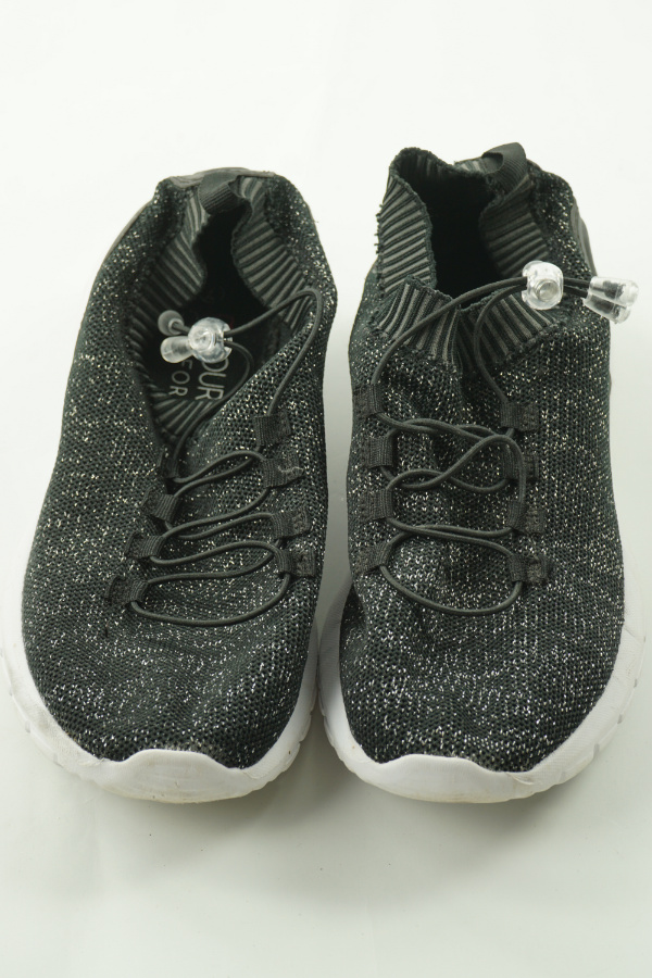 Buty sportowe czarne ze srebrna nitką - YOURS zdjęcie 2