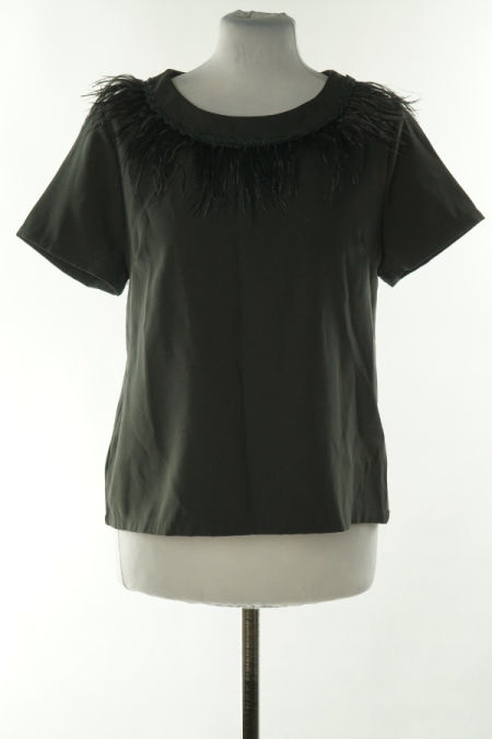 Bluzka czarna z piórami