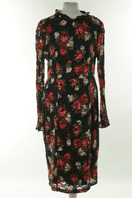 Sukienka czarna w kwiaty