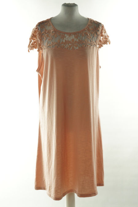 Sukienka różowa z ażurową górą