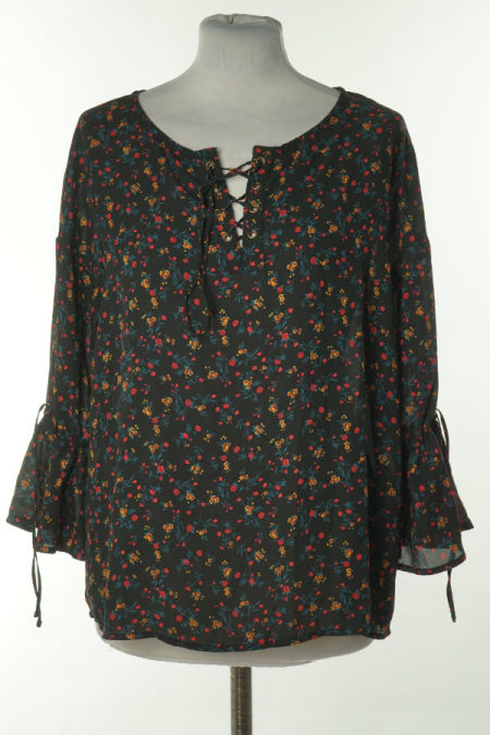 Bluzka z wiązaniem czarna w drobne kwiatki