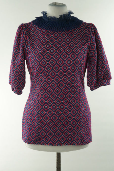 Bluzka granatowa w różowe romby