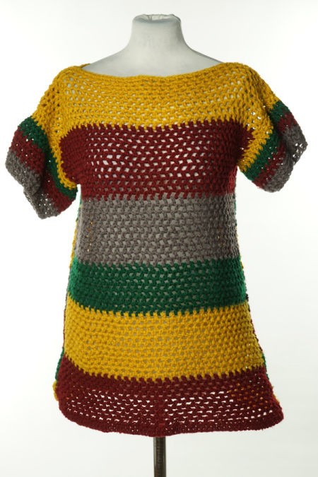 Sweter kolorowy z krótkim rękawem