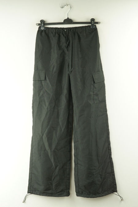 Spodnie czarne cargo