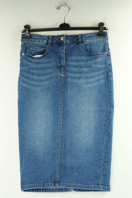 Spódnica niebieska jeansowa