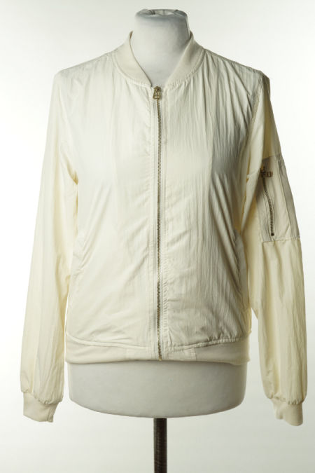 Kurtka cienka śmietankowa