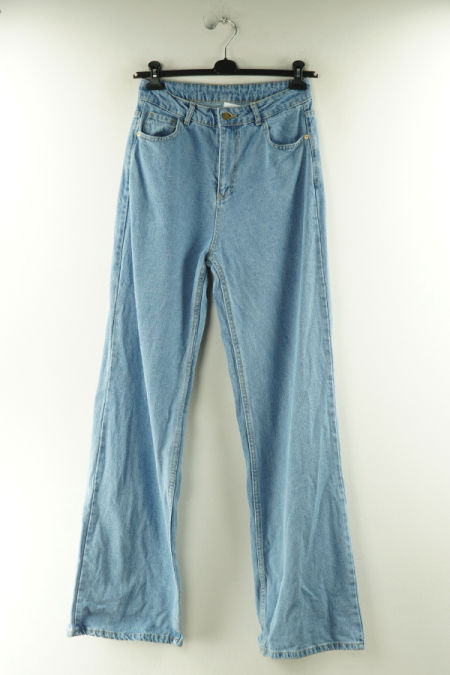 Spodnie niebieskie jeansowe z szerokimi nogawkami