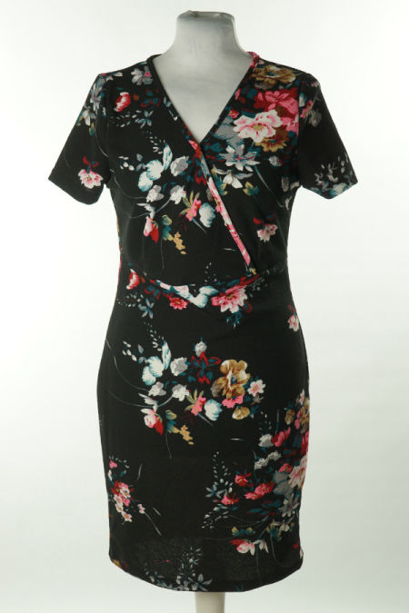 Sukienka czarna w kwiatki