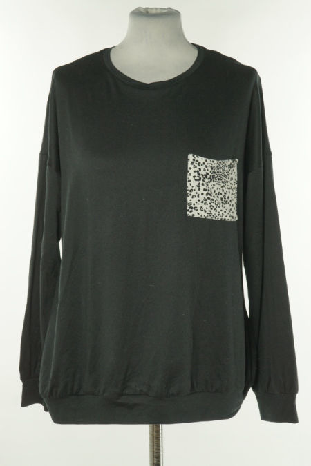 Bluzka czarna z białą kieszonką, PRIMARK