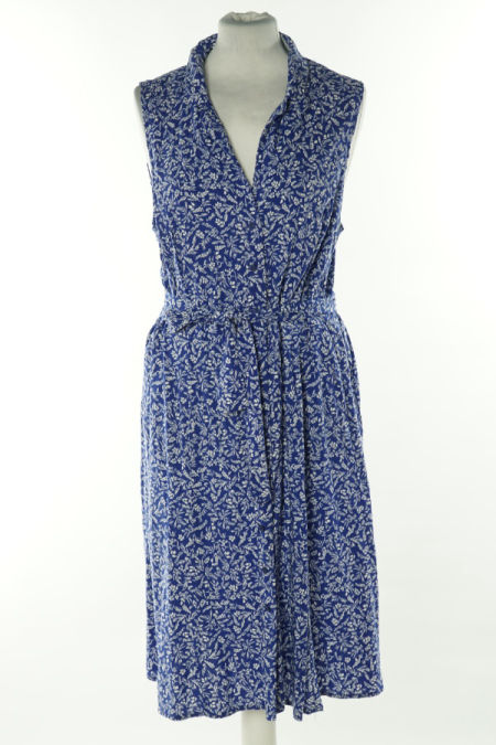 Sukienka niebieska w białe kwiatki