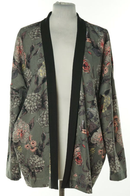 Narzutka zielona w kwiaty