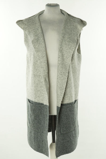 Narzutka szara sweterkowa